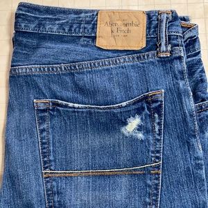 Abercrombie & Fitch Baxter Lowrise Bootcut Jeans [36x32]